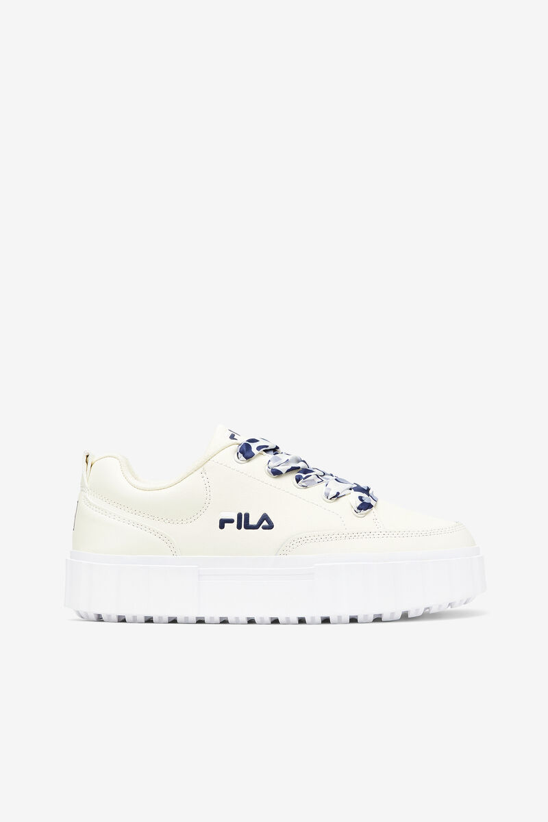 Fila Sandblast Low Satin Spets Sneakers Dam Vita Marinblå Vita | CjkoTyMRseO