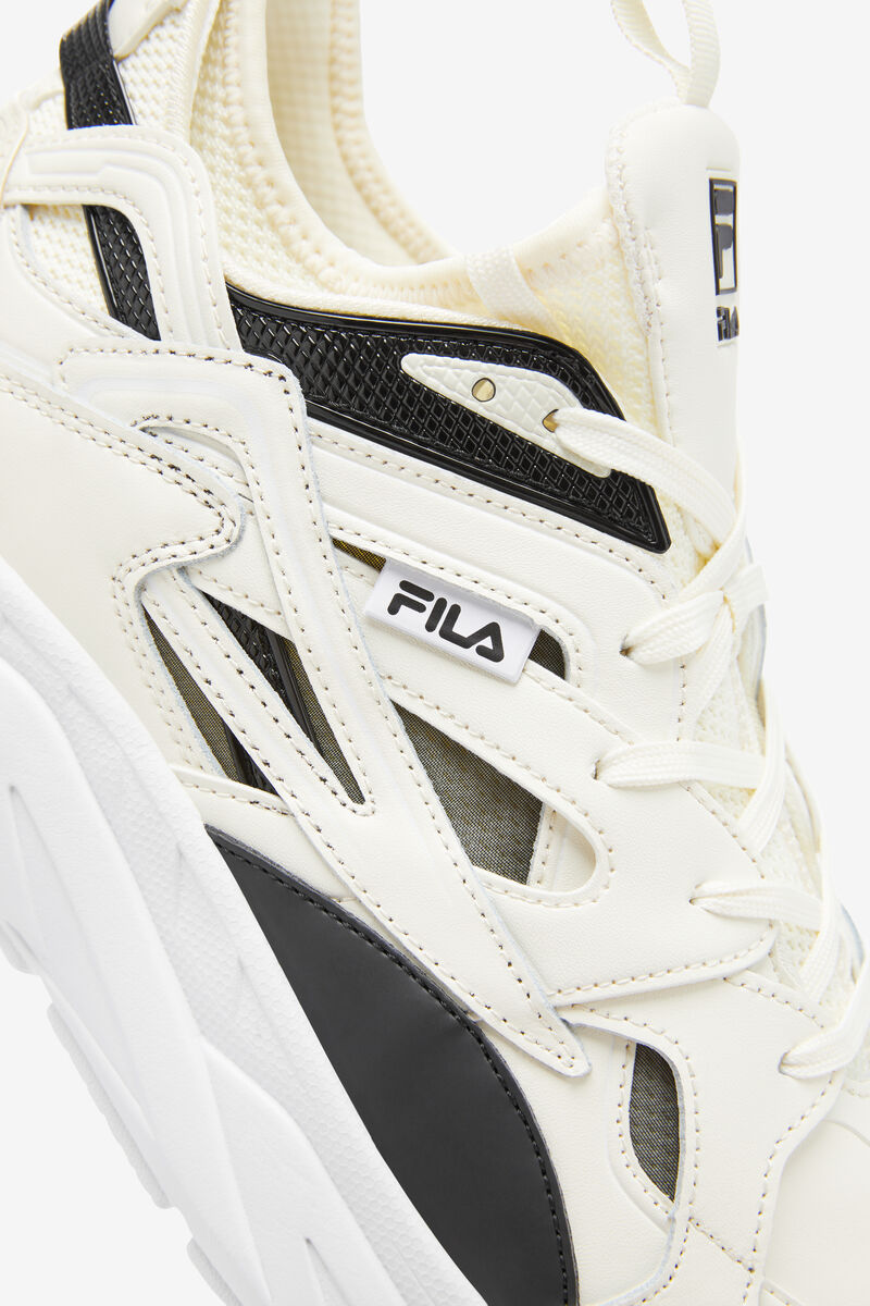 Fila Black & Red Hallasan High Top Sneakers | Fila Sneakers Herr Vita Svarta Vita | x5YRszziuSY