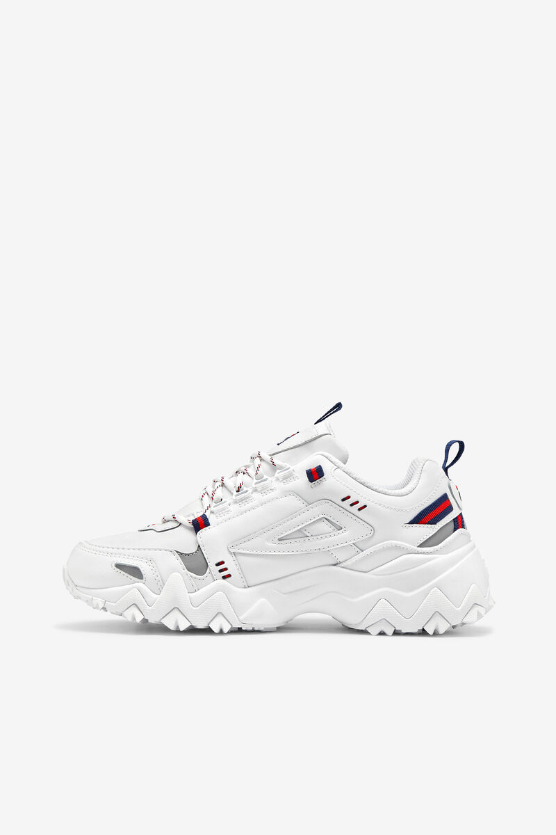 Fila Oakmont Tr Sneakers Dam Vita Marinblå Röda | FuBgSHnRAFh